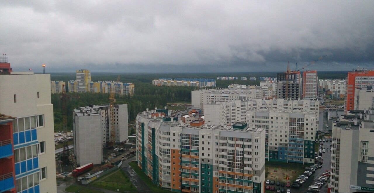квартира г Челябинск р-н Курчатовский Парковый пр-кт Краснопольский 13а микрорайон «Парковый» фото 1