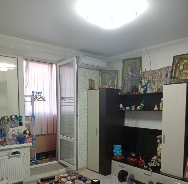 квартира г Волгоград р-н Кировский ул 70-летия Победы 10 фото 1