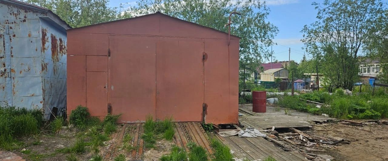гараж г Салехард пер Маяковского фото 2