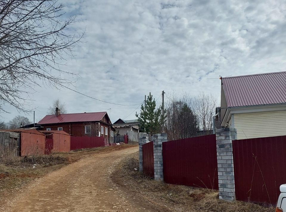 дом г Киров р-н Первомайский ул Воровского 1 фото 2
