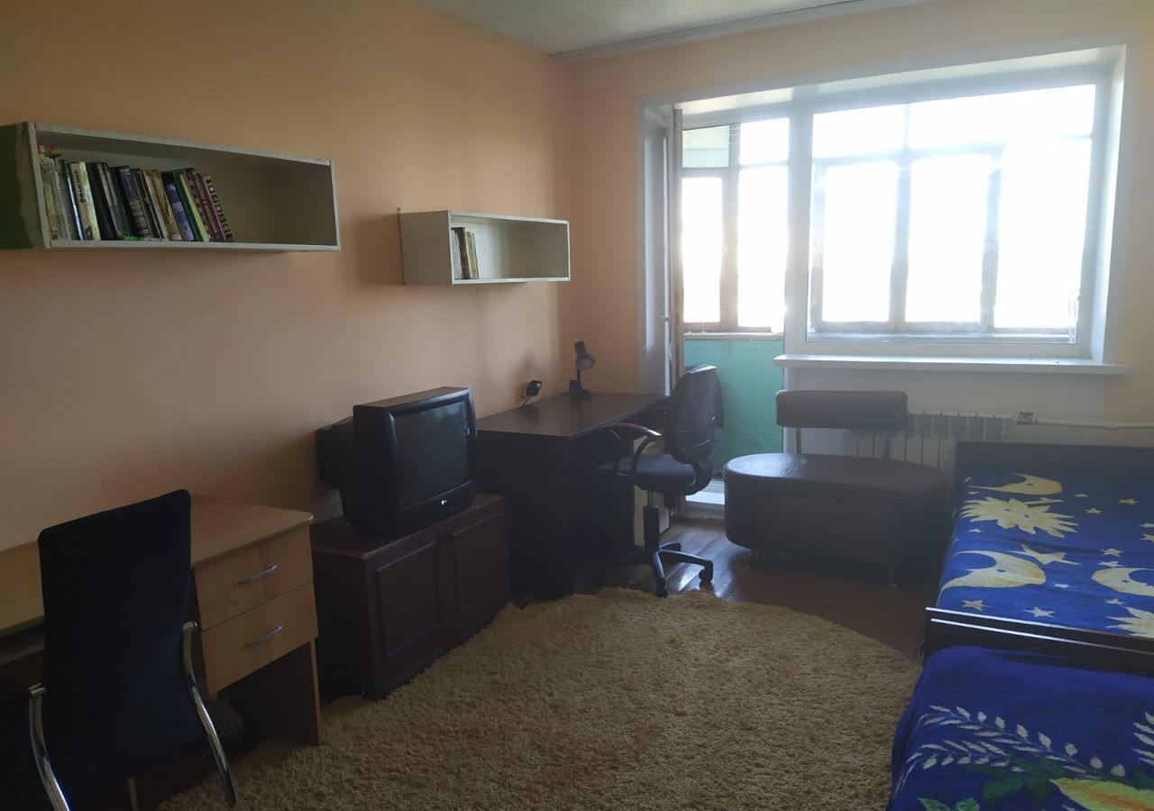 комната г Иркутск р-н Свердловский ул Маршала Конева 14а фото 2