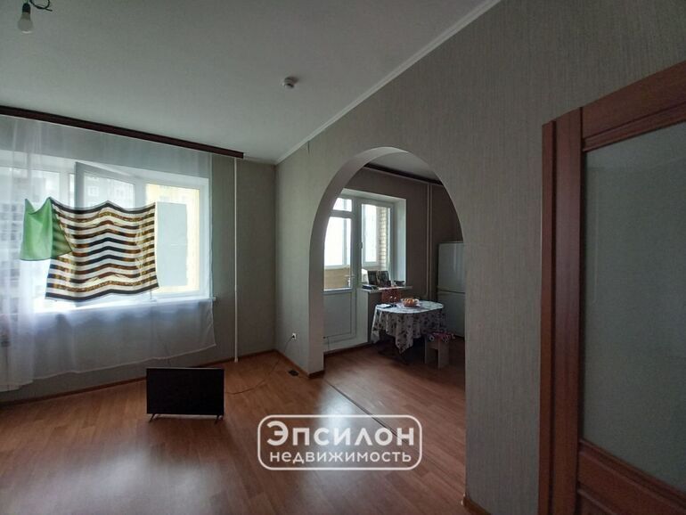 квартира г Курск р-н Центральный пр-кт Анатолия Дериглазова 121 фото 2