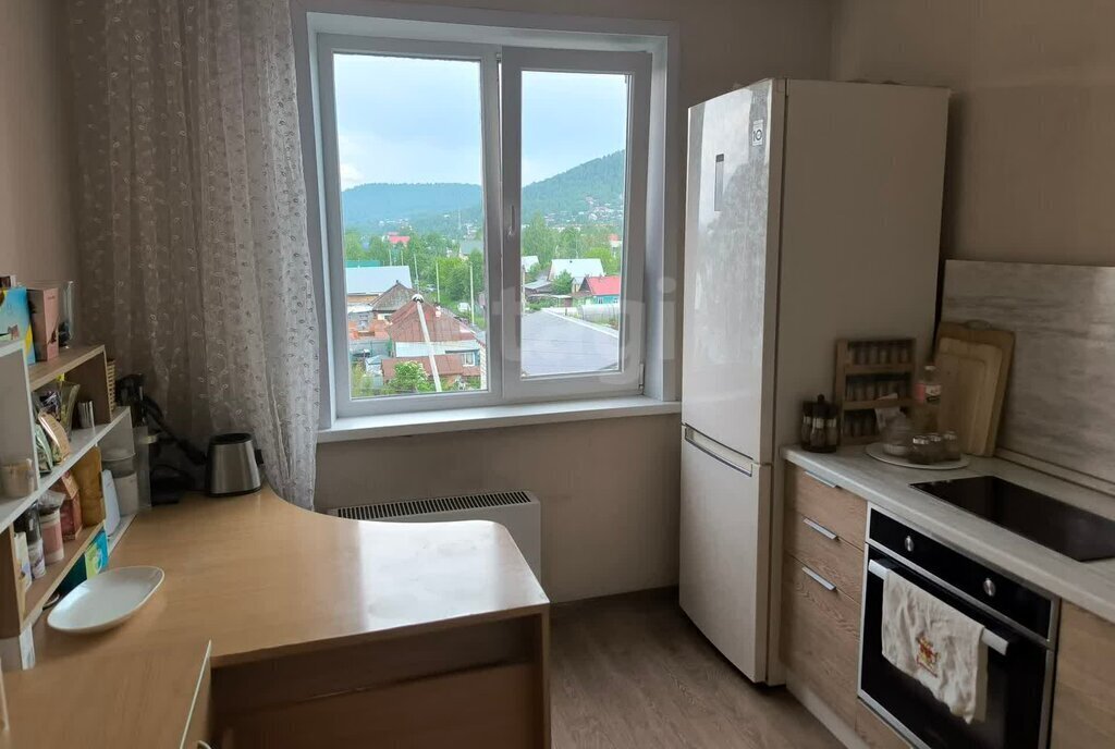 квартира г Междуреченск ул Лазо 10 фото 1