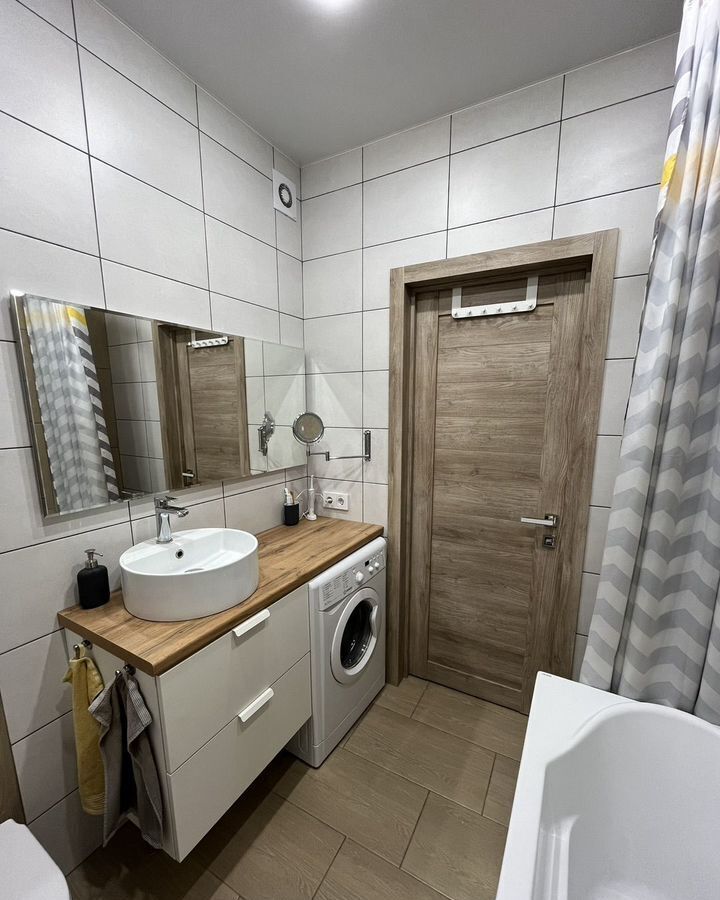 квартира г Омск р-н Кировский ул Перелета 19 фото 12