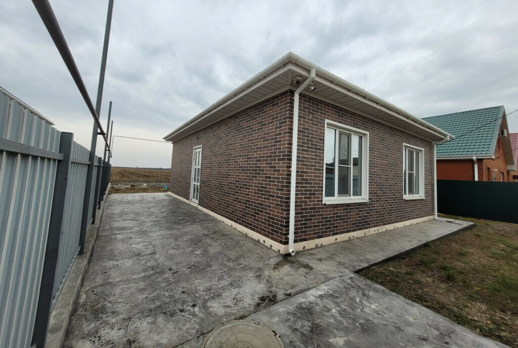 дом р-н Ейский г Ейск ул Ромашковая фото 1