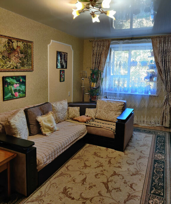 квартира р-н Ейский г Ейск ул Красная 53/3 фото 1