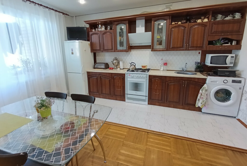квартира р-н Ейский г Ейск ул Красная 53/1 фото 3