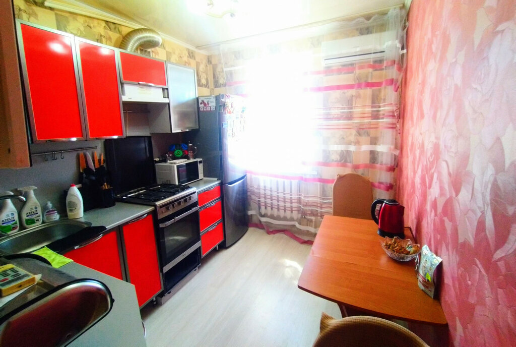 квартира р-н Ейский г Ейск ул Красная 47/5 фото 2