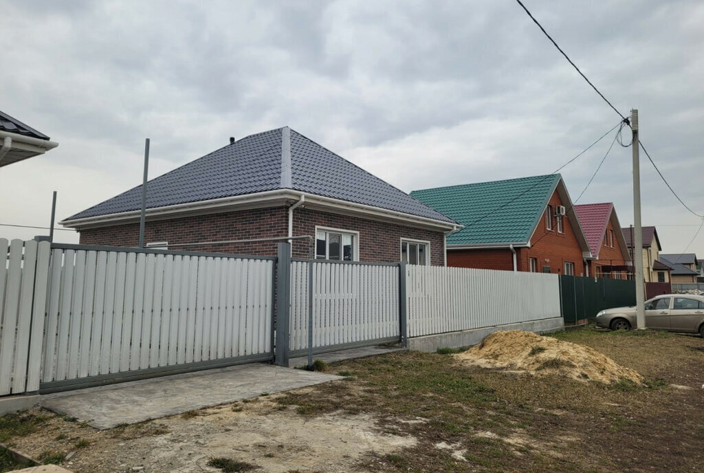 дом р-н Ейский г Ейск ул Ромашковая фото 2