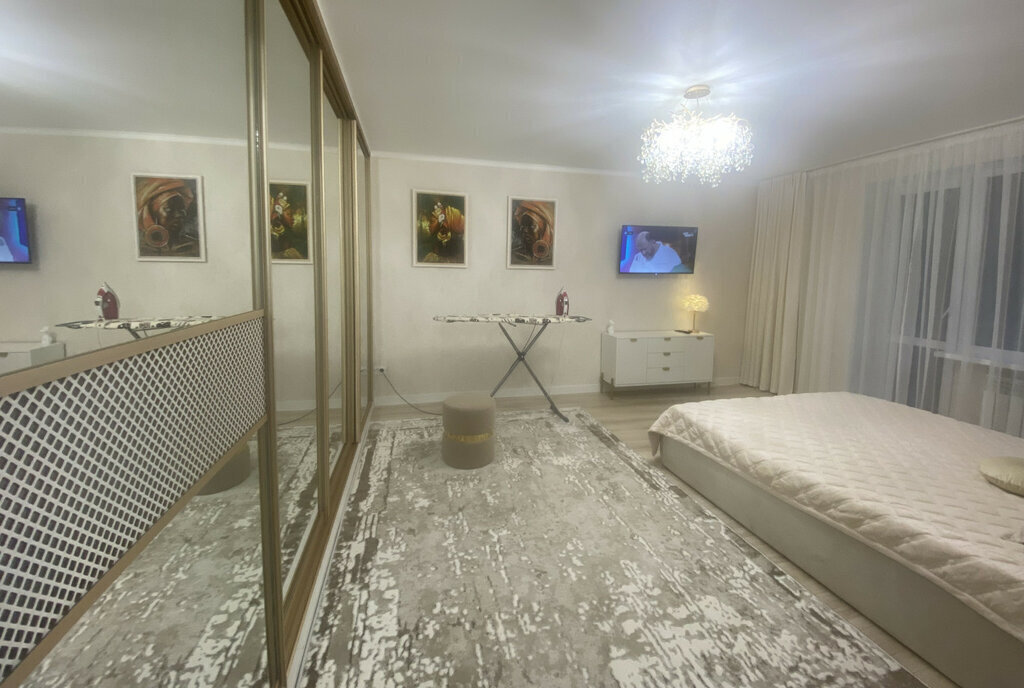 квартира р-н Ейский г Ейск ул Р.Люксембург 181/1 фото 2