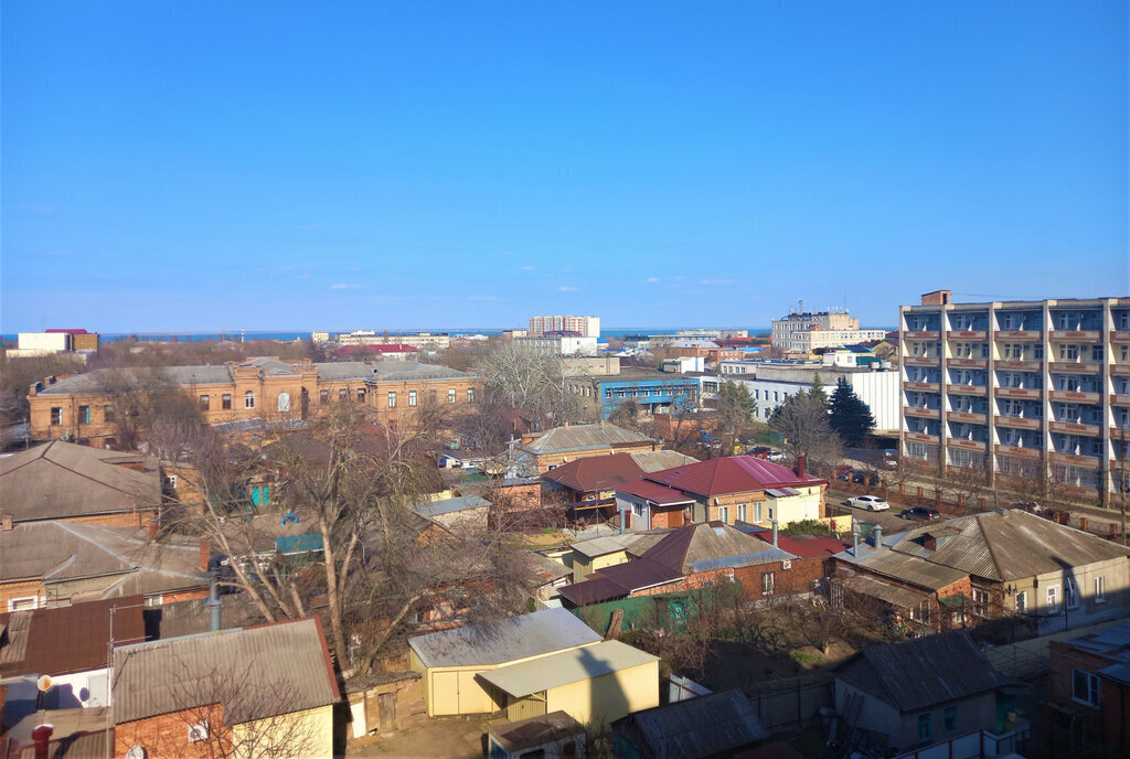 квартира р-н Ейский г Ейск ул Коммунаров 26 фото 4