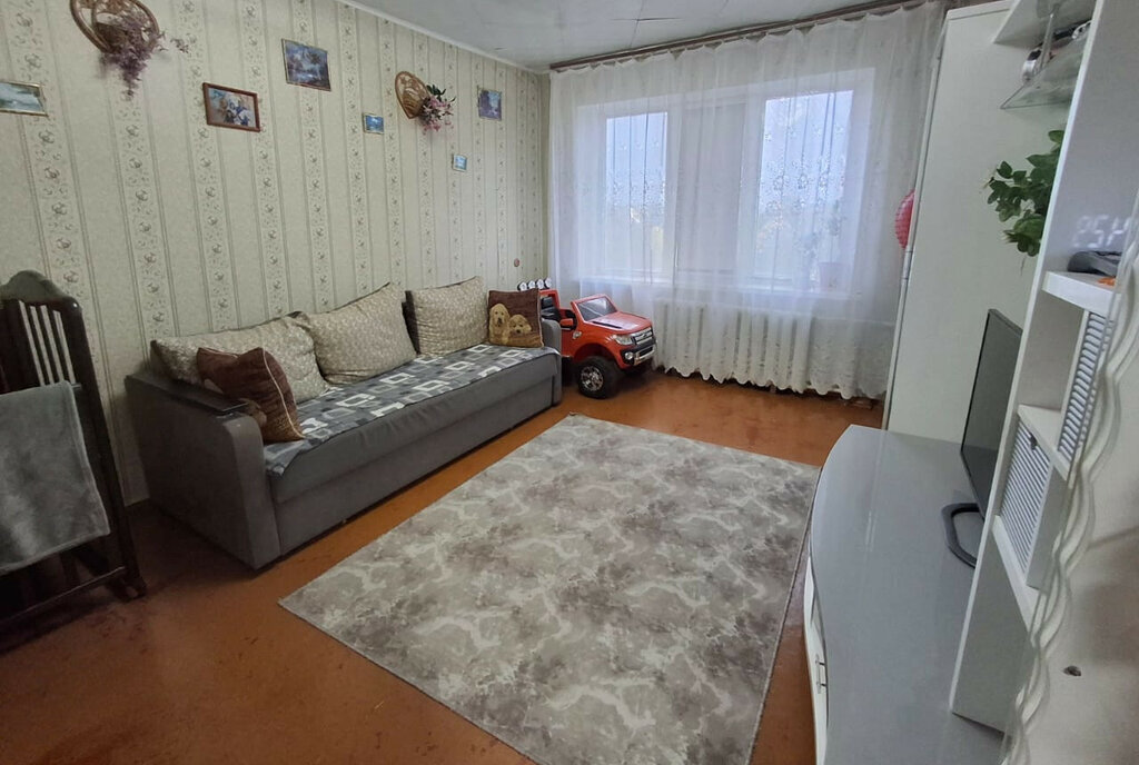 квартира р-н Ейский г Ейск улица Сергея Романа, 82 фото 3