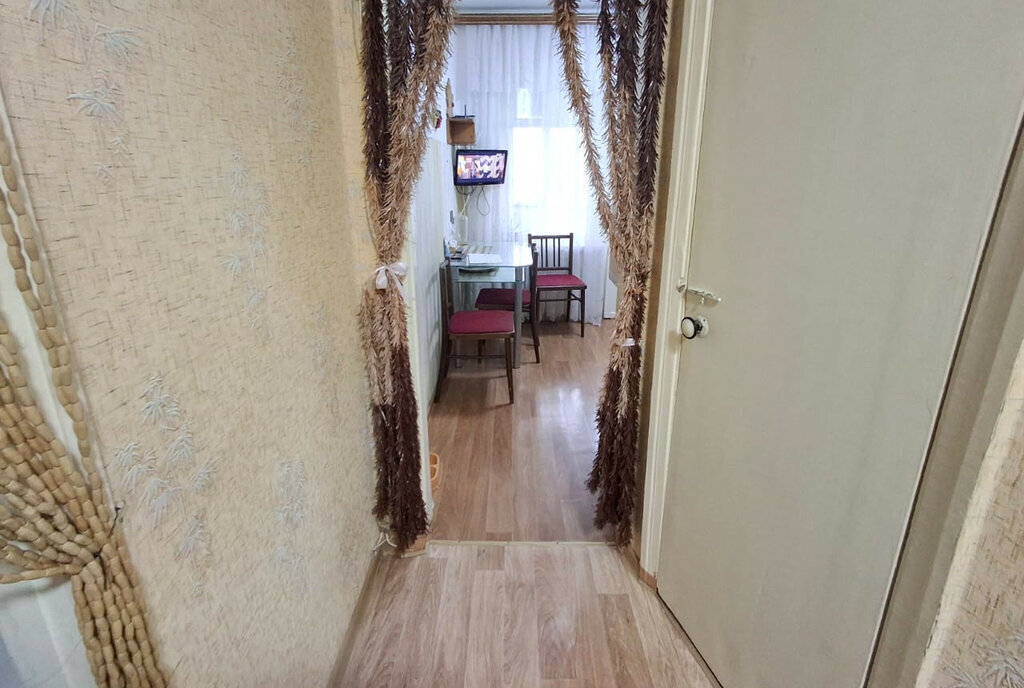 квартира р-н Ейский г Ейск улица Сергея Романа, 82 фото 4