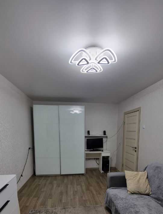 квартира г Якутск ул Октябрьская 27/1 фото 5