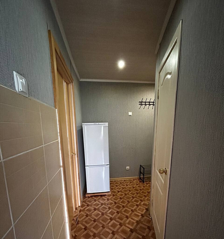 квартира г Саратов р-н Октябрьский ул им Хользунова А.И. 10/12 фото 9