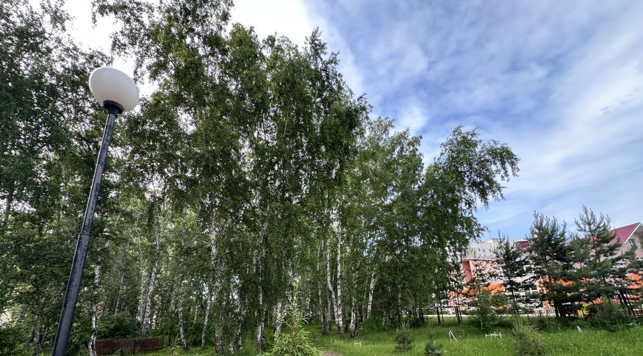 квартира г Омск р-н Кировский ул Ватутина 18 фото 3