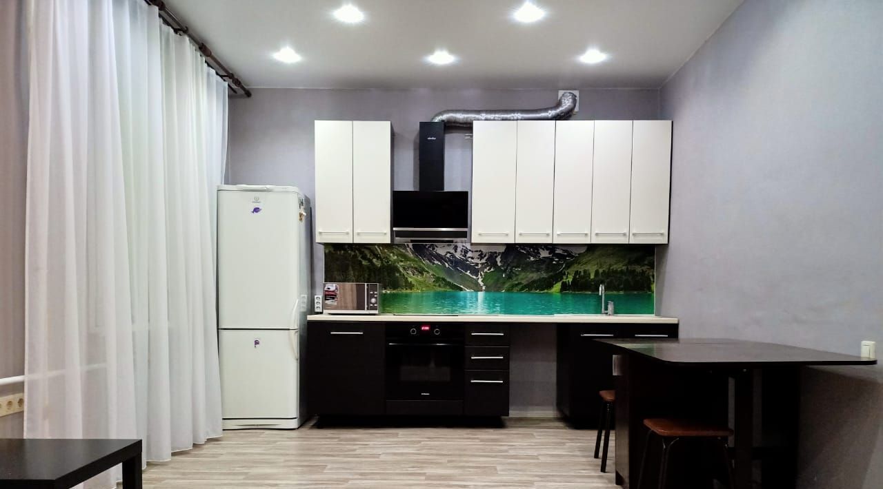 квартира г Новокузнецк р-н Центральный ул Кутузова 2 фото 2