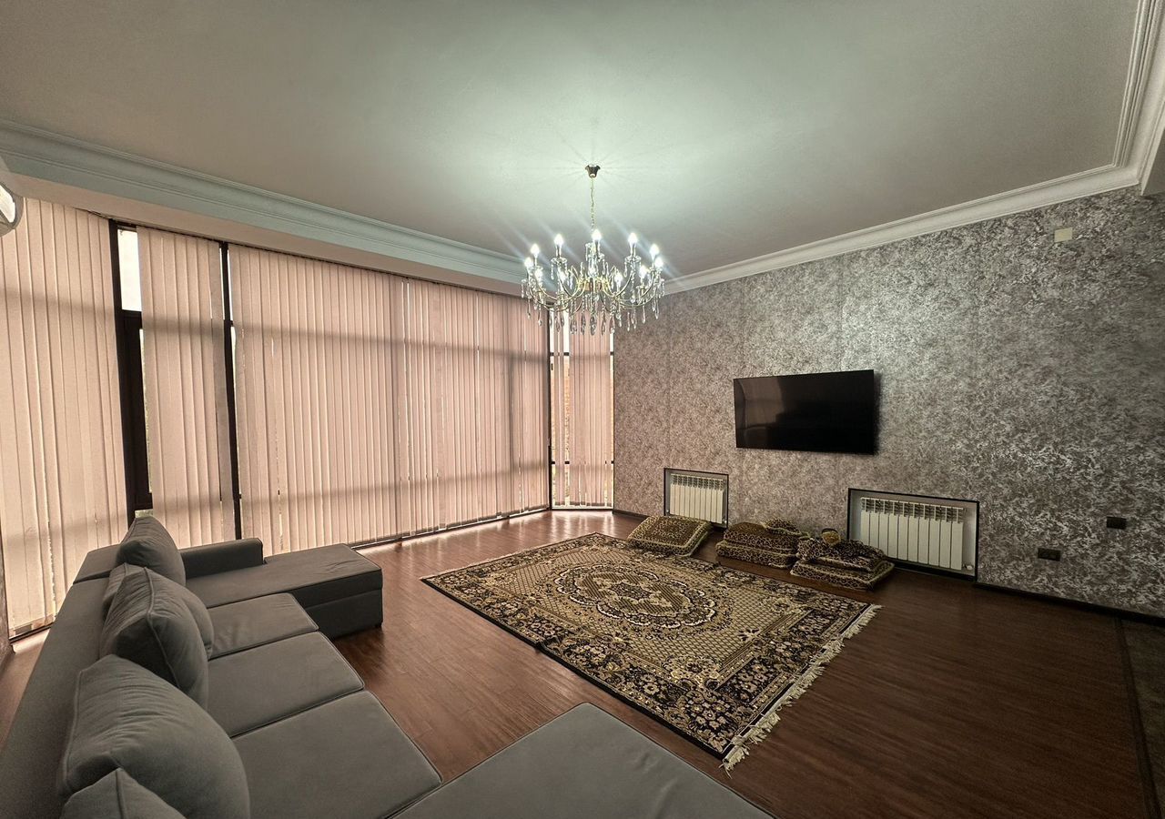 квартира г Махачкала р-н Кировский ул Магомедтагирова 102 фото 1