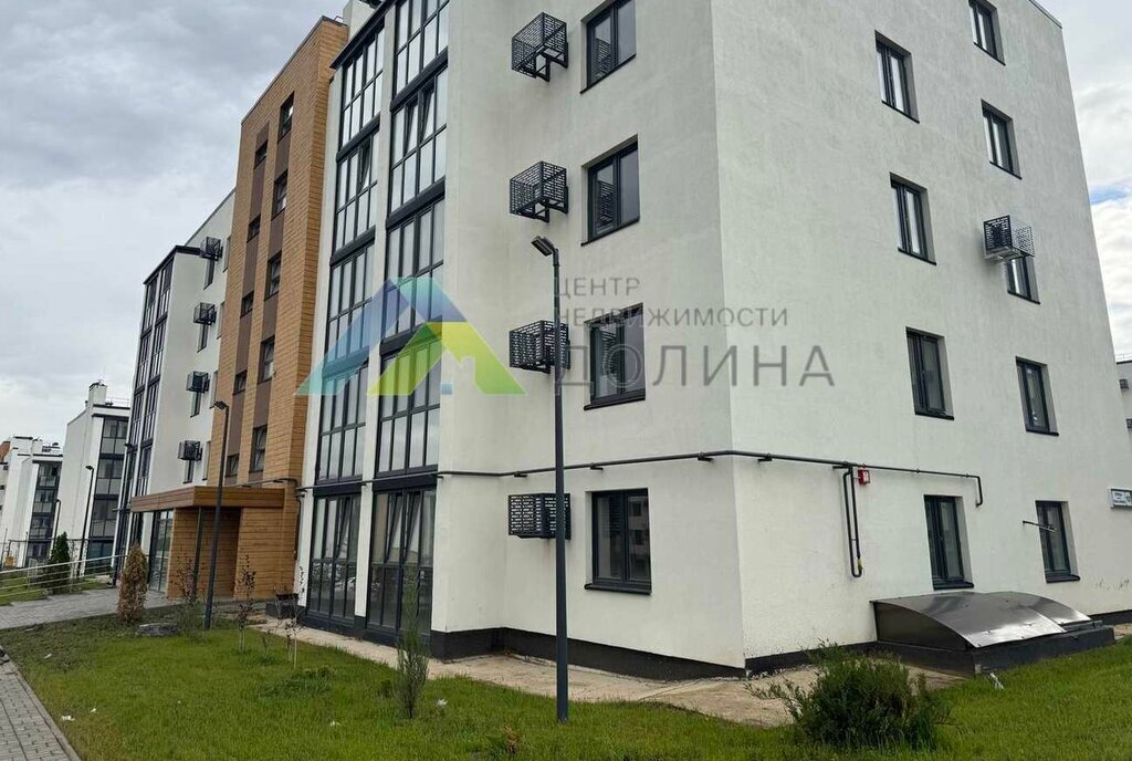 квартира г Волгоград ул им. Иссы Плиева 10 фото 3