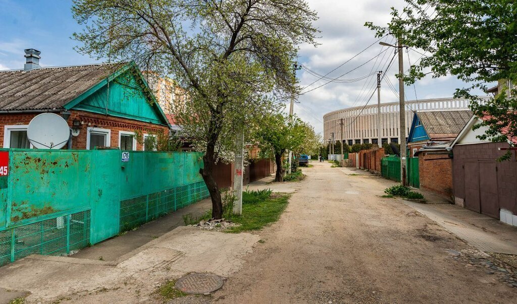 дом г Краснодар р-н Прикубанский ул Дачная 176 фото 1