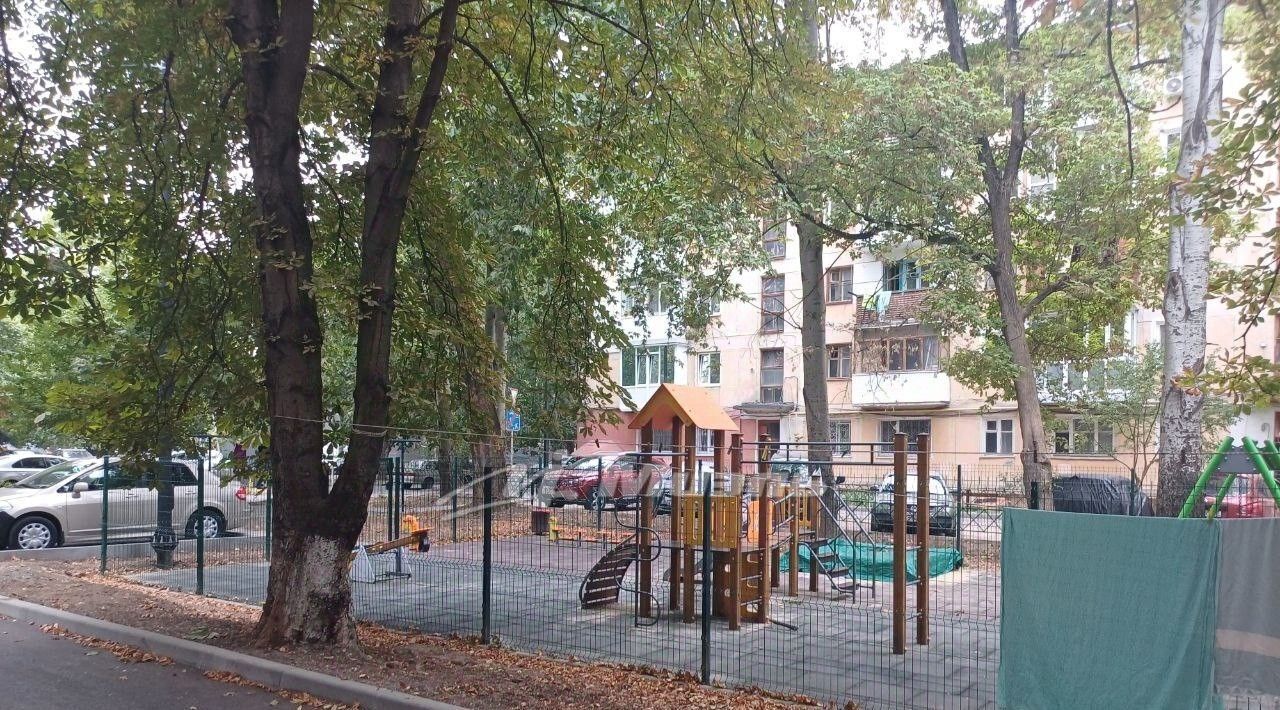 квартира г Симферополь р-н Железнодорожный ул Набережная имени 60-летия СССР 85 фото 12