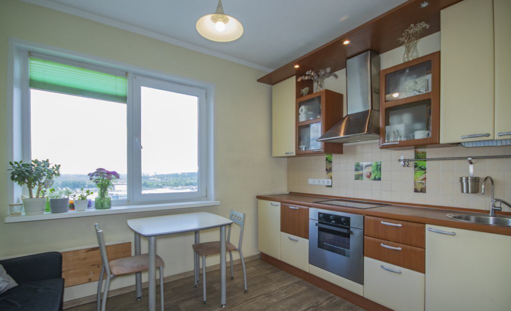 квартира г Екатеринбург р-н Октябрьский б-р Сергея Есенина 5 фото 7