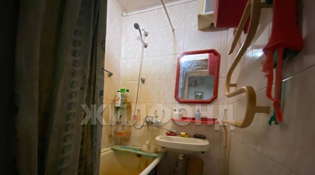 квартира г Брянск р-н Володарский ул Абашева 2 фото 19