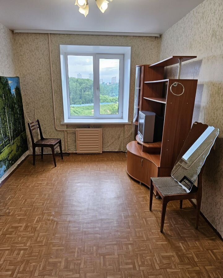 комната г Пермь р-н Свердловский ул Народовольческая 46 фото 1