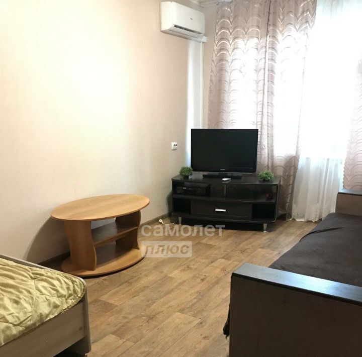 квартира г Тольятти р-н Автозаводский ул Свердлова 44 фото 1