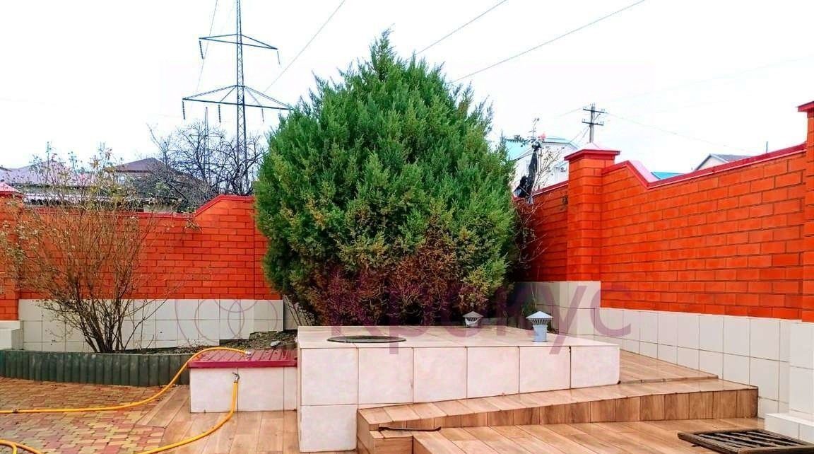 дом г Новороссийск р-н Центральный ул Горпищенко 21а фото 3