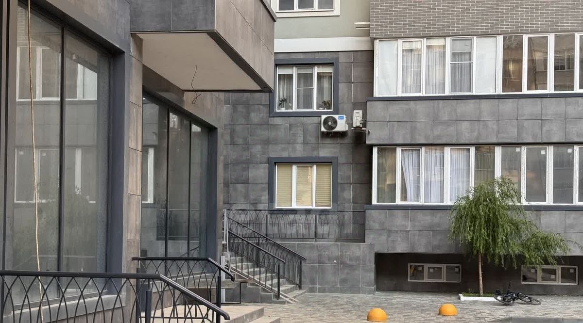 квартира г Махачкала р-н Кировский ул Вузовское озеро 13 фото 25