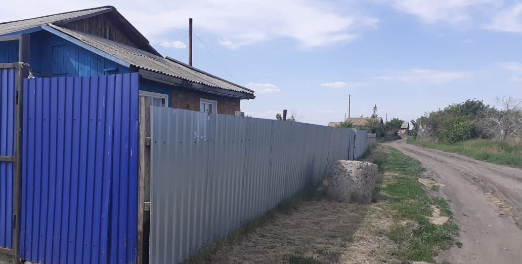 дом р-н Исилькульский г Исилькуль ул Лесная фото 2