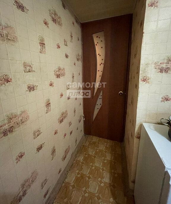 квартира г Астрахань ул Тренева 5 фото 3