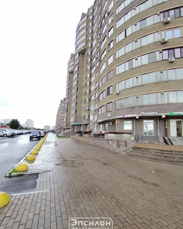 квартира г Курск р-н Центральный пр-кт Вячеслава Клыкова 92 фото 1