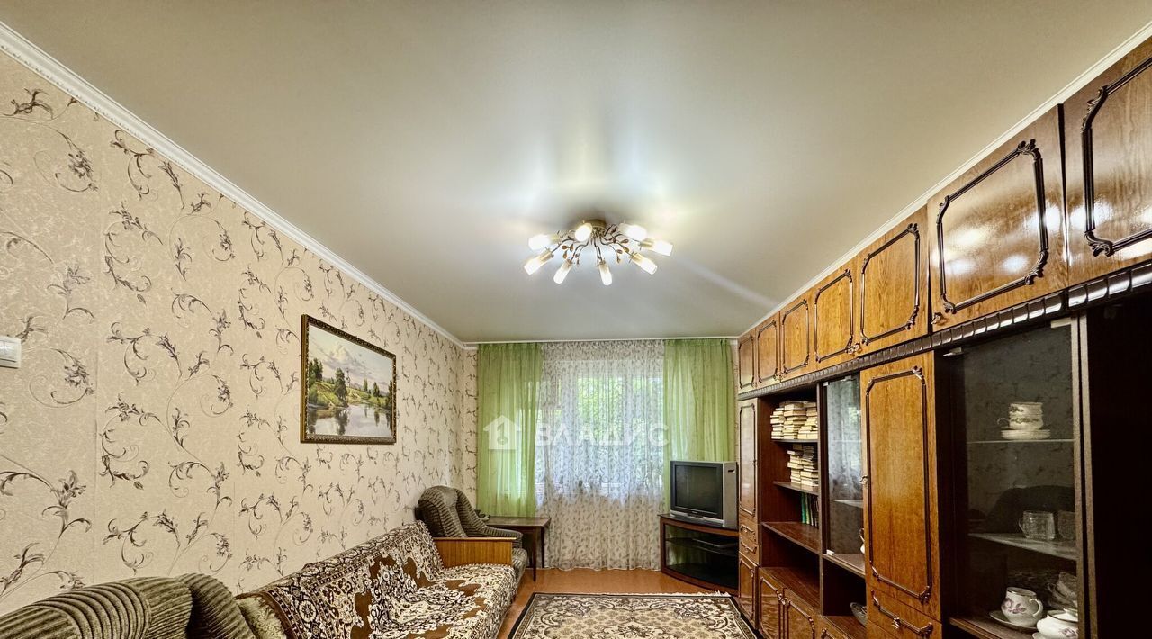 квартира г Старый Оскол микрорайон Жукова 3 фото 2