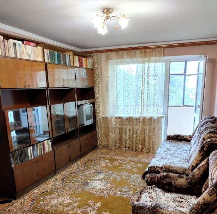 квартира г Курск р-н Центральный ул Чумаковская 1 фото 1
