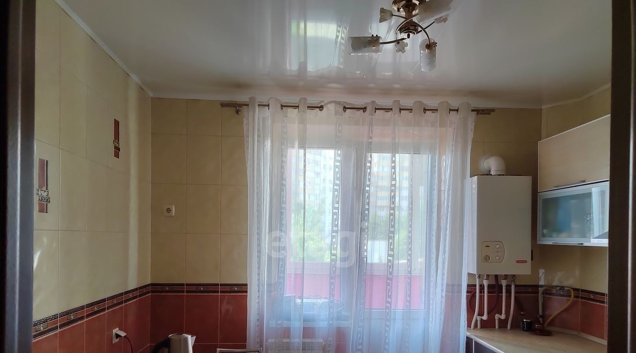 квартира г Белгород Западный ул Есенина 44а фото 15