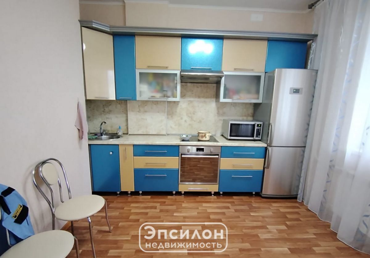 квартира г Курск р-н Центральный пр-кт Вячеслава Клыкова 92 фото 6