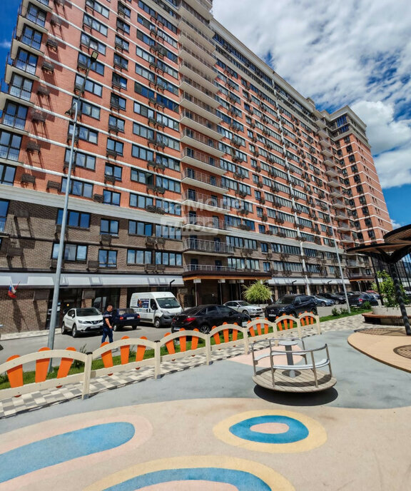 квартира г Краснодар ул им. Ивана Беличенко 103к/1 фото 1