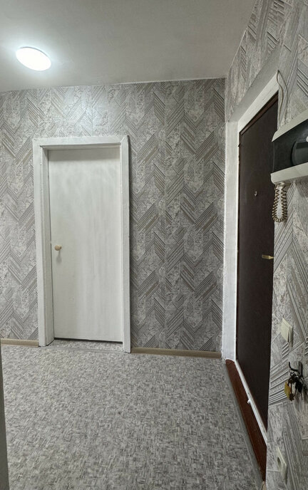 квартира г Саратов ул им Лебедева-Кумача В.И. 72а фото 2
