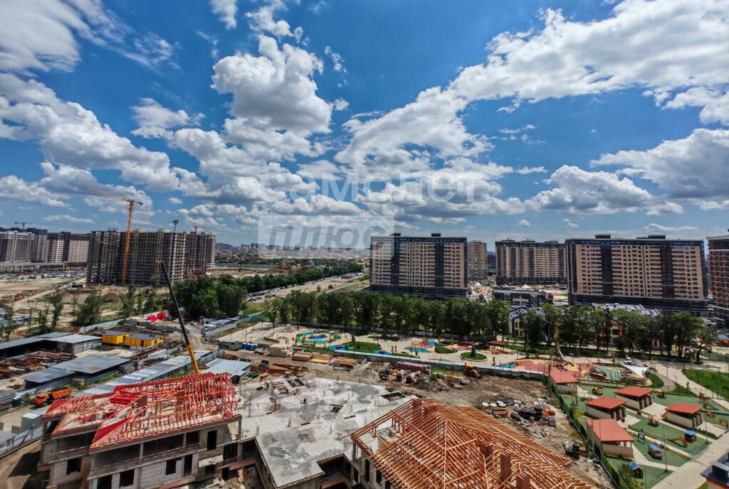 квартира г Краснодар ул им. Ивана Беличенко 103к/1 фото 12