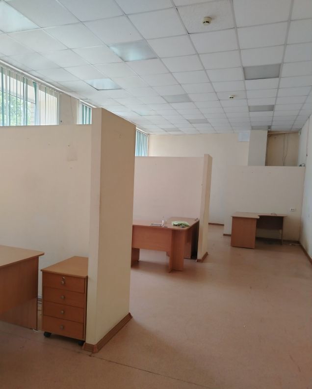 торговое помещение г Каменск-Уральский ул Кунавина 6 фото 4