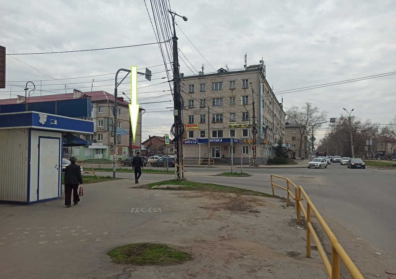 торговое помещение г Тольятти р-н Центральный ул Горького 29 фото 2