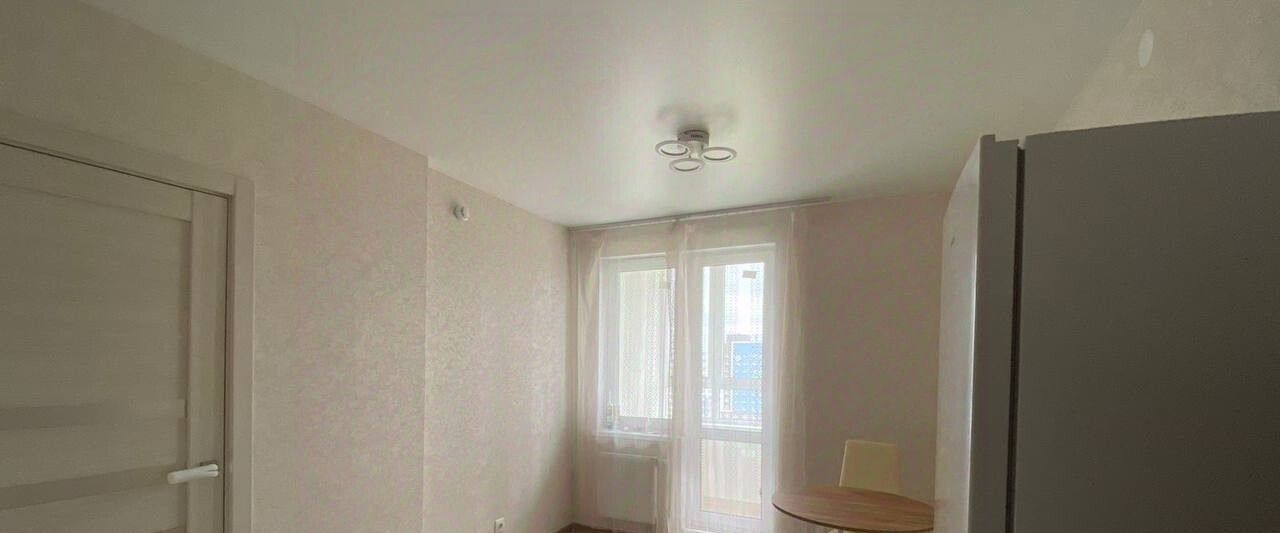 квартира г Нижний Новгород Горьковская пр-кт Героев Донбасса 15 фото 2