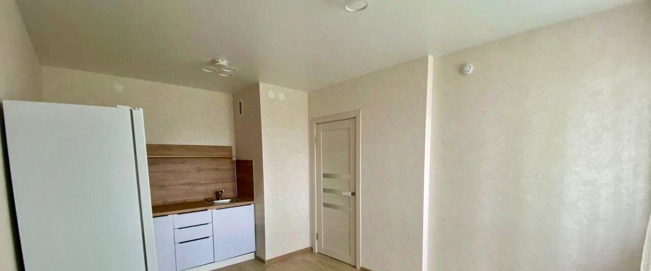 квартира г Нижний Новгород Горьковская пр-кт Героев Донбасса 15 фото 3