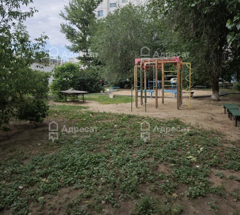 квартира г Волжский 21-й микрорайон ул Клавы Нечаевой 1 фото 1