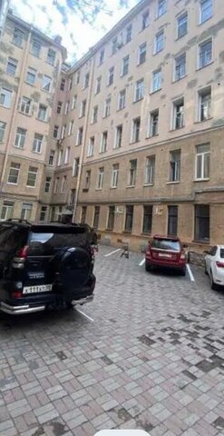 метро Чкаловская Большой проспект Петроградской стороны, 31 фото