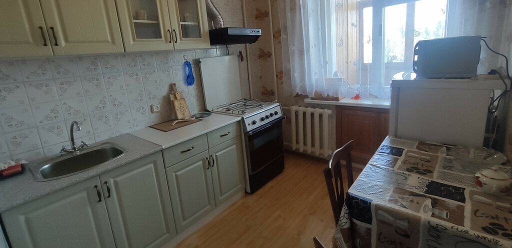 квартира г Саратов ул им Симбирцева В.Н. 7 фото 1