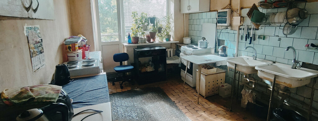 комната г Саратов ул Гвардейская 1 фото 4