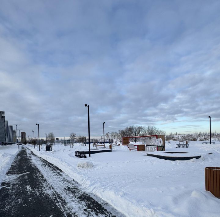 квартира г Тюмень р-н Калининский ул Краснооктябрьская 16к/1 фото 17